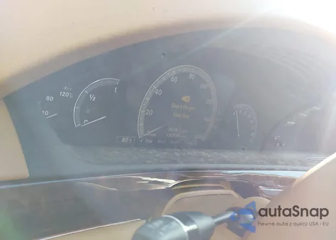 2010 Mercedes-Benz S 550 550 из США, поврежденный, VIN WDDNG7BB7AA340093